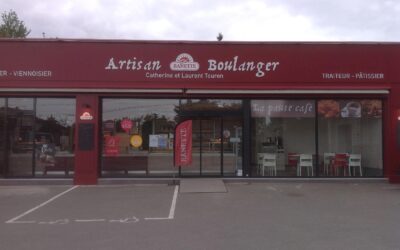 Façade de la boulangerie banette à saint-georges-de-reneins, ancien local commercial transformé en magasin neuf après rénovation électrique par fb électricité – socadel